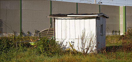 Die Mauer durch Althegnenberg